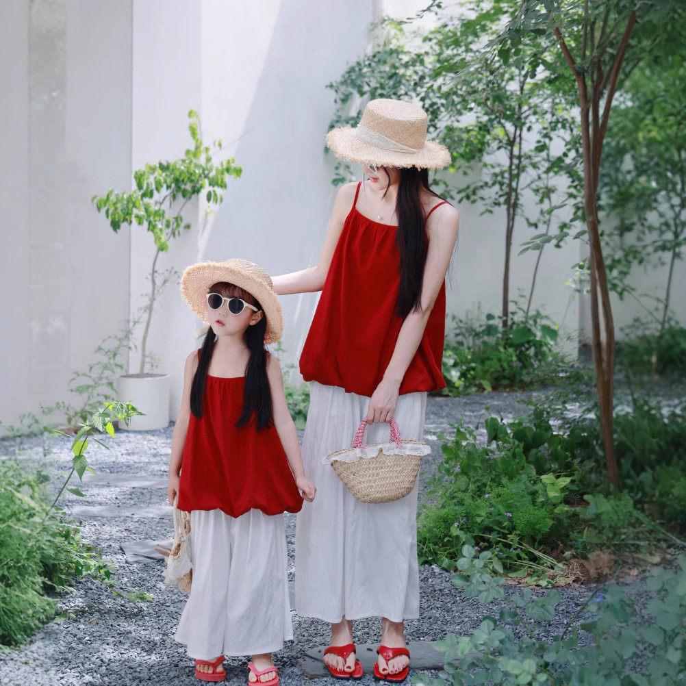 夏季母女红色吊带白裙裤套装