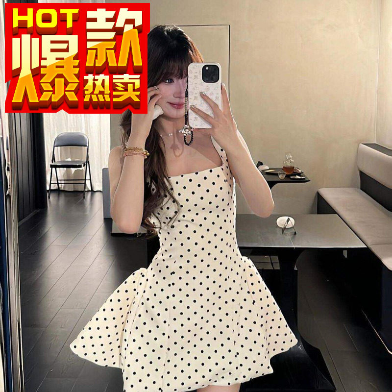 双轨虞书欣姜暮同款设计感小个子白色波点连衣裙高级感蓬蓬短裙女 - 实物图