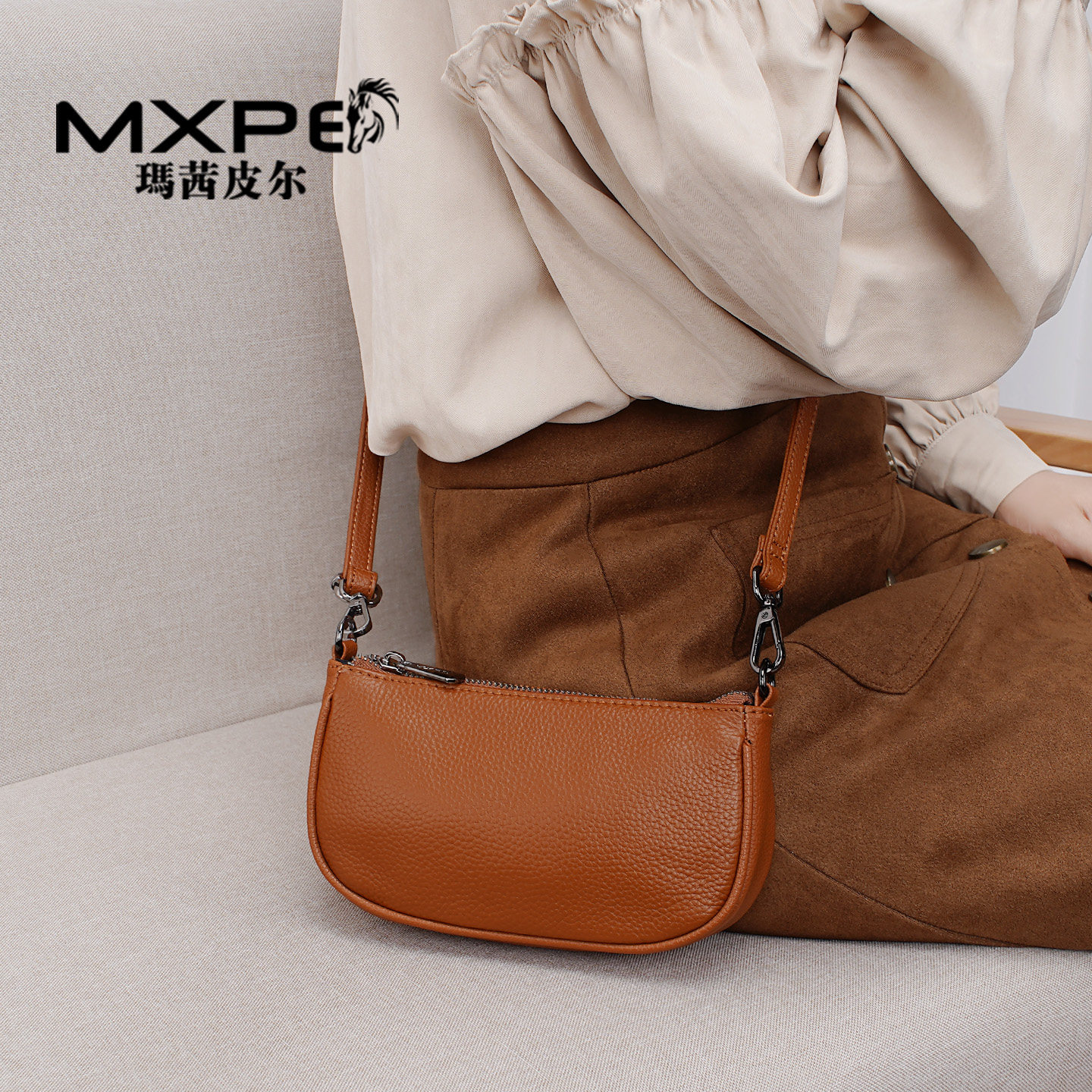 真皮小包包女2026新款迷你中年妈妈包婆婆买菜包手拎包单肩斜挎包