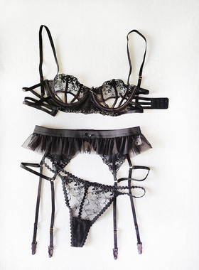 一往情深性感内衣套装聚拢薄款上托文胸丁字裤吊袜带三件套黑白色
