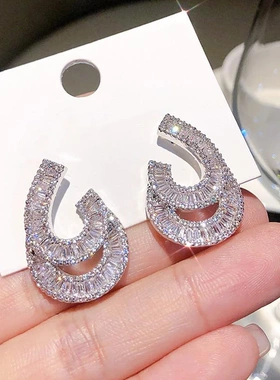 Shining Water-drop Shape Pierced Earrings Female Fashion