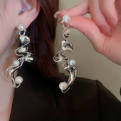 Exaggerated Earrings Twisted Distinctive Irregular Metal