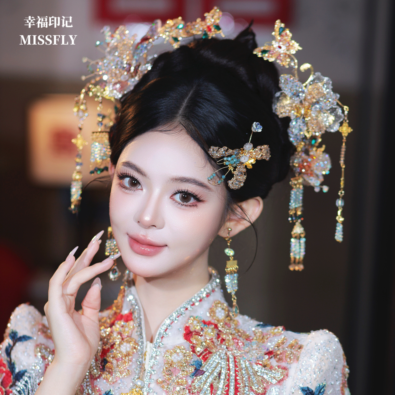 幸福印记浅色秀禾新娘头饰