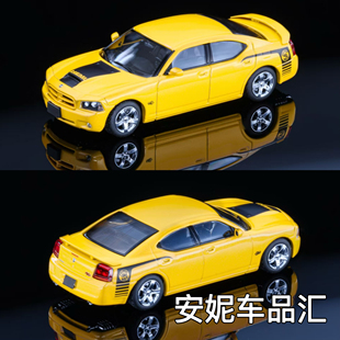 Rollin 1/64 2008 道奇战马nypd纽约警车系列静态模型摆件