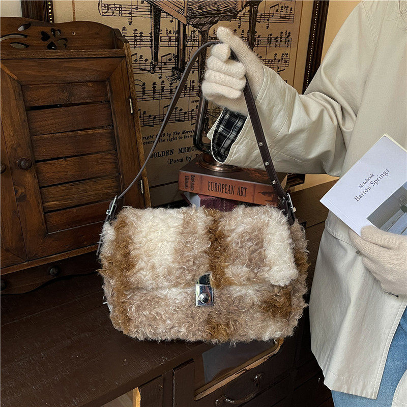 暖冬配方时尚晕染毛毛腋下包包女2025秋冬新款手提单肩斜挎包