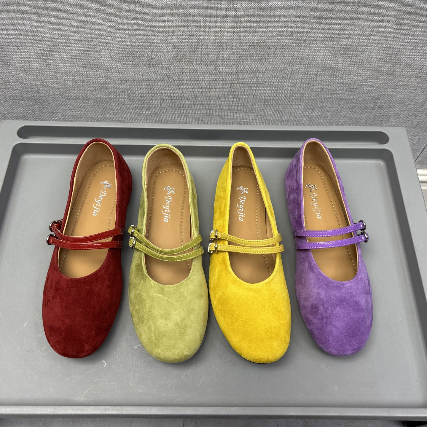 真皮玛丽珍鞋女2026春夏新款羊皮圆头平底搭扣浅口勃肯配裙子单鞋