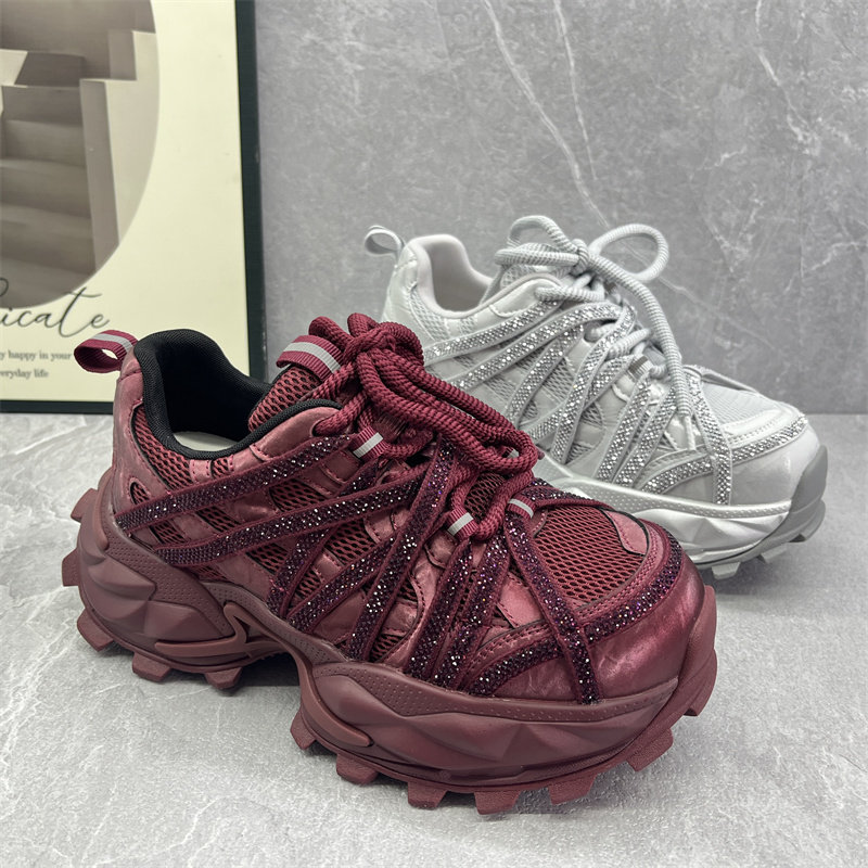 2026春季新款水钻绑带老爹鞋女厚底增高休闲运动系带圆头炸街女鞋