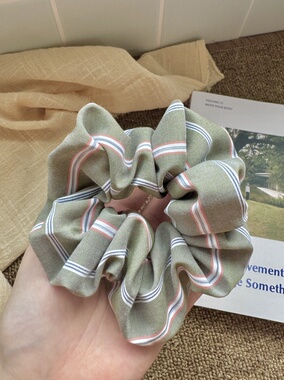 Doki自制韩系ins风棉混纺柔软条纹大肠发圈扎头发发饰高级感ins