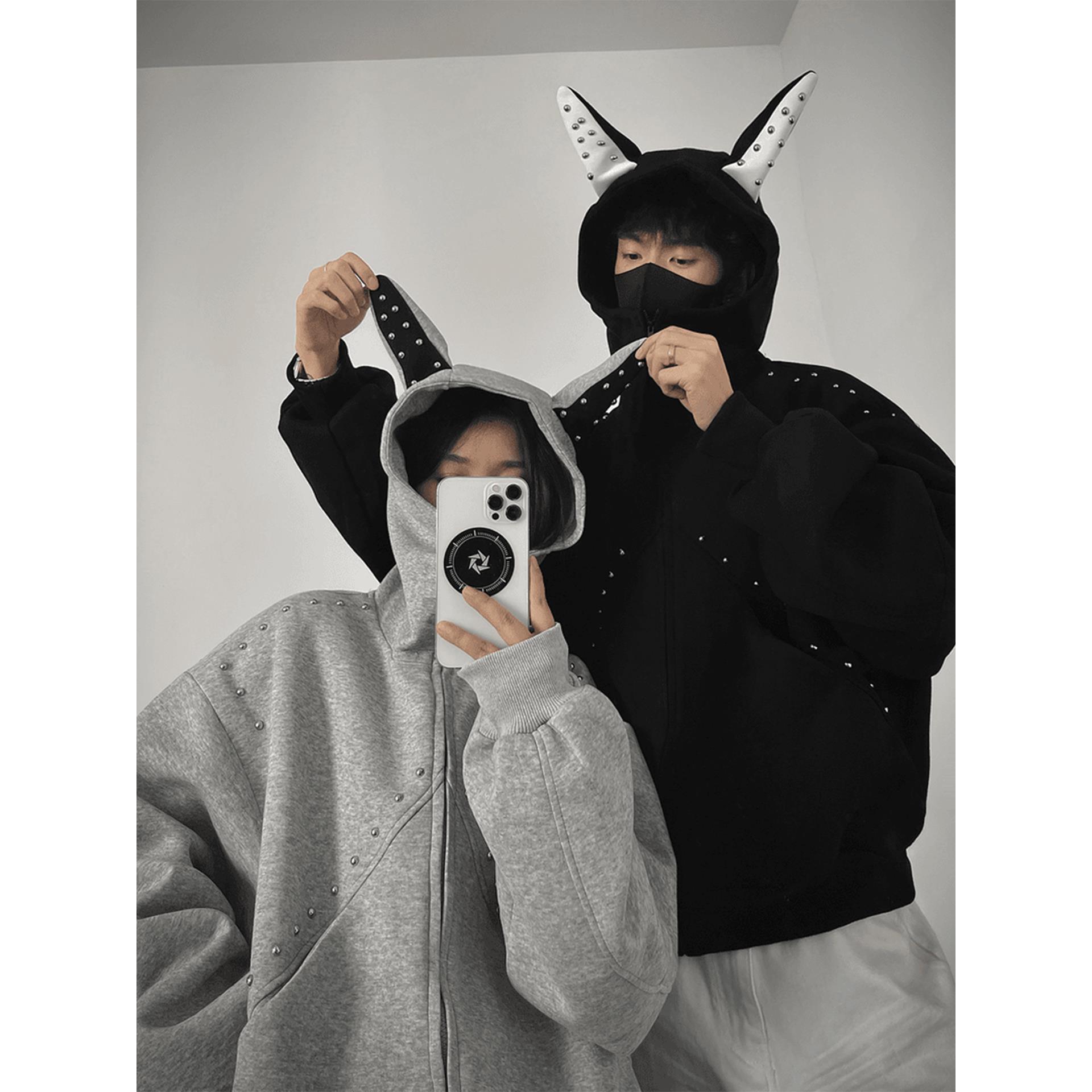 美式复古杜宾犬卫衣男秋季潮牌设计感铆钉拼接硬挺连帽衫情侣外套