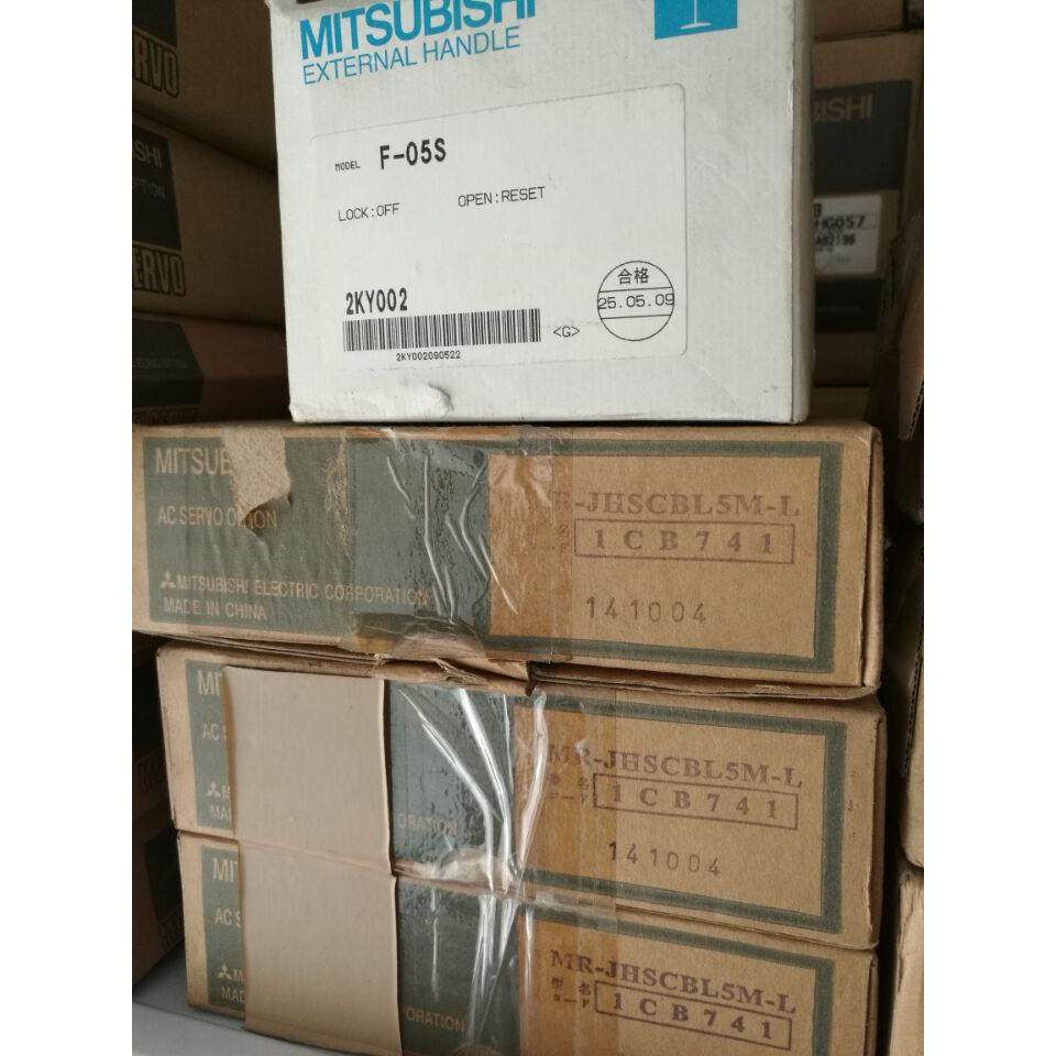 原装正品全新正品三菱MR-J2S伺服编码器线 电缆 MR-JHSCBL5M-L 现