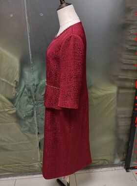 金丹妮1878复古蕾丝风酒红色七分袖连衣裙女收腰显瘦高级感礼服裙