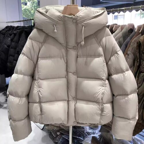 欧货2025冬季新款泡芙羽绒服短款连帽加厚90白鸭绒时尚保暖外套女
