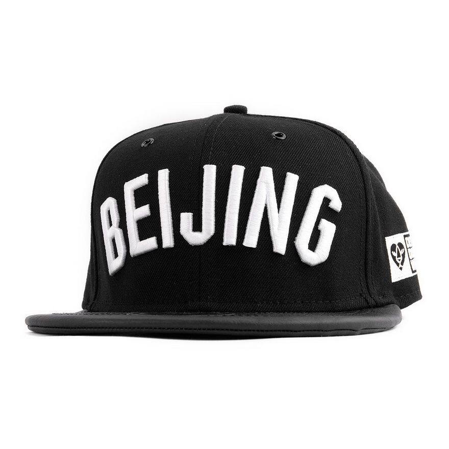 BEIJING字母刺绣平檐棒球帽