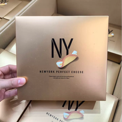 新货刚到 日本机场代购NY芝士蛋卷贵妇奶油蛋卷送人伴手礼8枚12枚