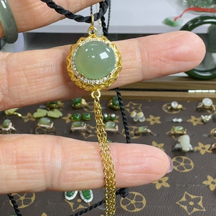 925银镶翡翠玉吊坠