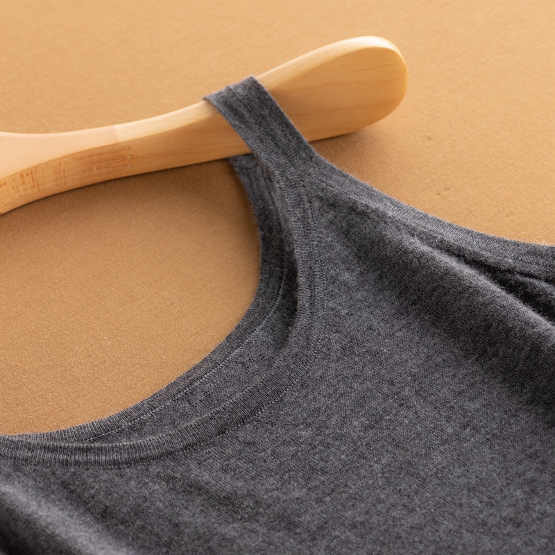 68支精纺纯山羊绒吊带背心女