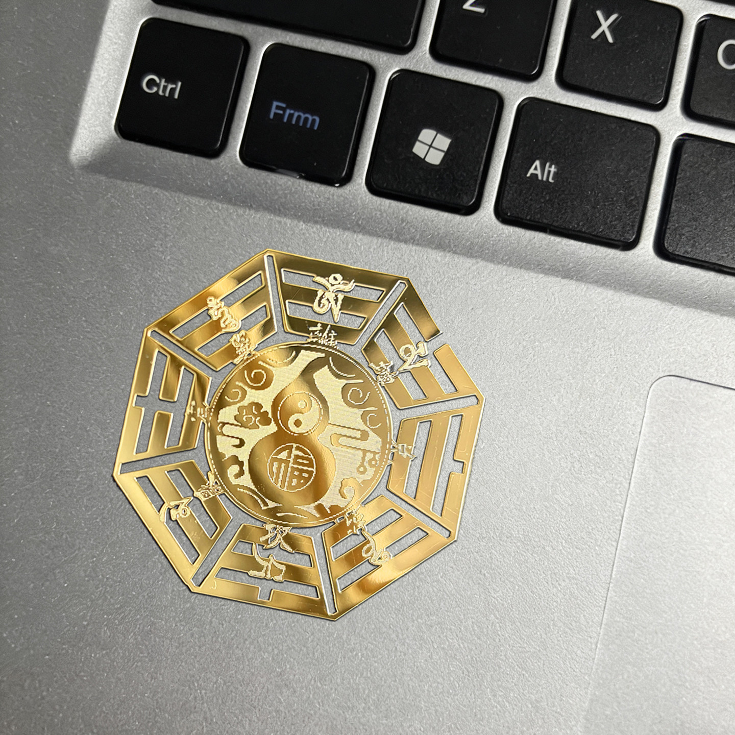 六字真言八卦葫芦金色手机贴