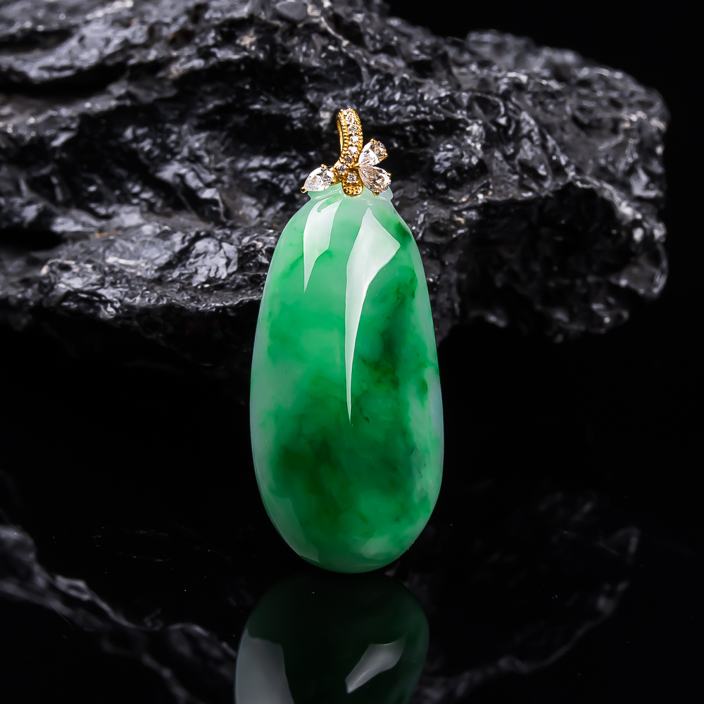 缅甸翡翠吊坠冰润飘阳绿福瓜挂件18k金扣头镶嵌天然A货