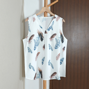 休闲风V领羽毛印花无袖 潮流 背心女夏宽松马甲上衣高级感减龄T恤衫