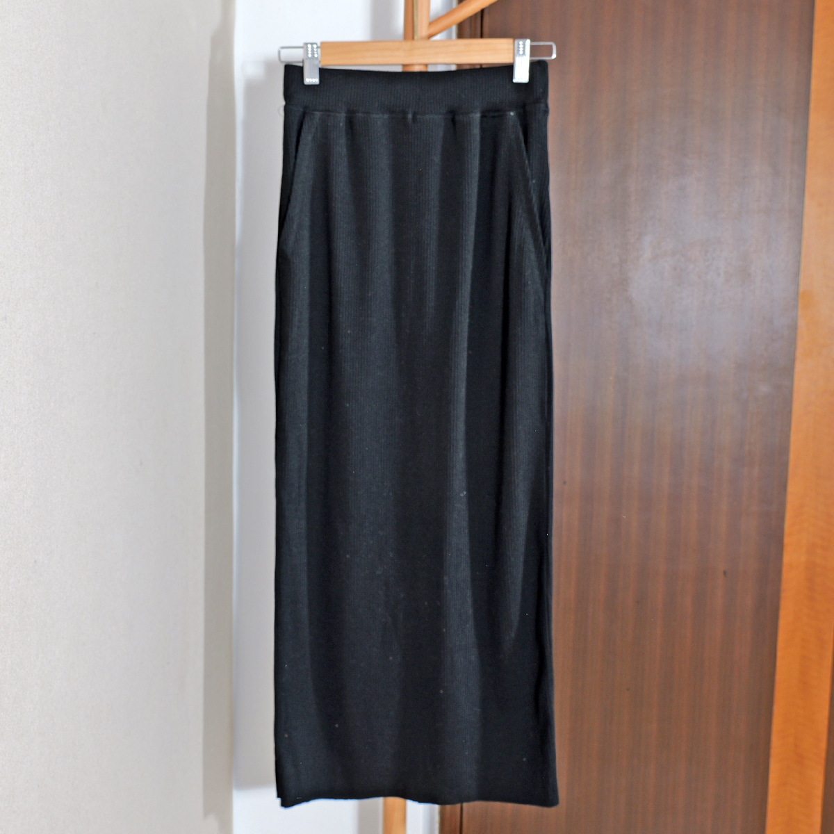 春秋季新款女装纯色针织松紧腰开叉半身裙子长裙休闲风流行简约潮