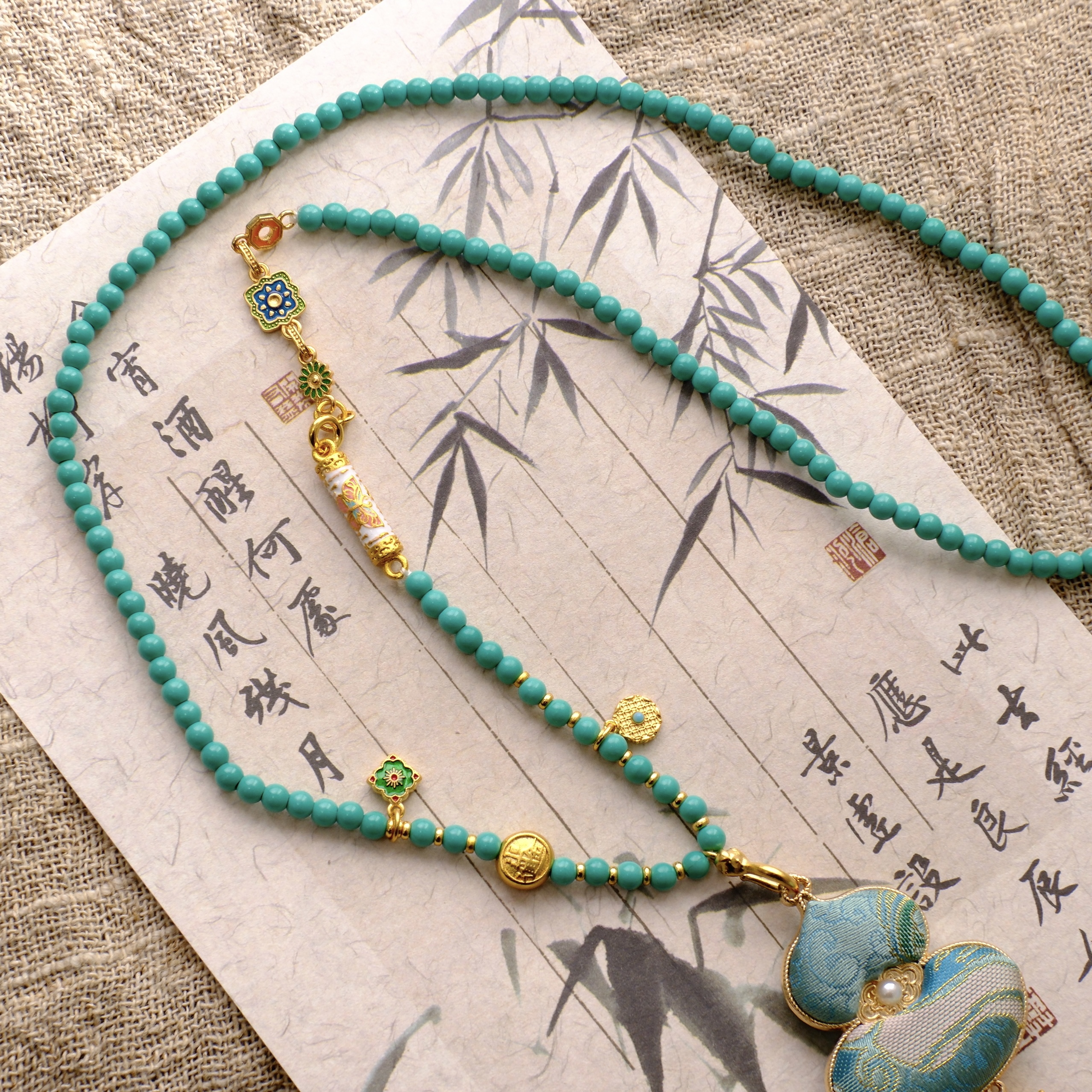 新中式旗袍国风项链配饰长款宋锦葫芦吊坠松石链