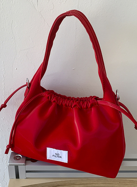 韩系质感纯色腋下包女2026新款小众百搭时尚单肩斜挎包红色手拎包