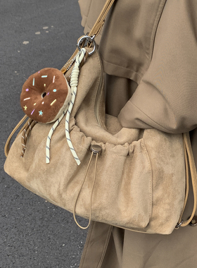 韩系复古学生背包女式2026新款秋冬流行美拉德大容量双肩包托特包