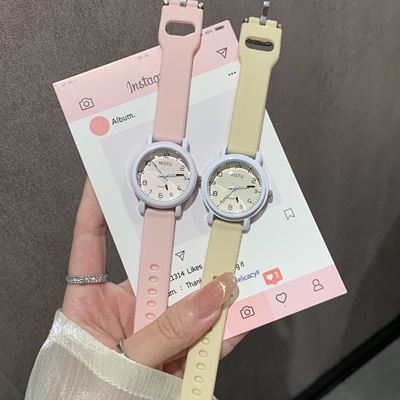 女款初中高中生考试专用静音手表