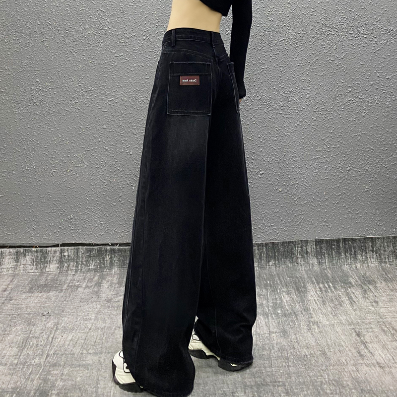 帅气口袋设计垂感休闲牛仔裤女