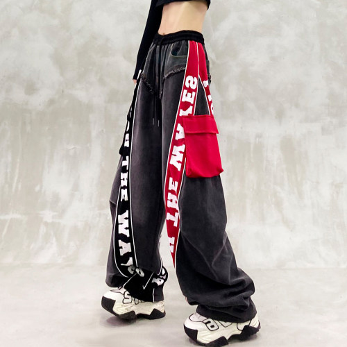 炫酷拼色字母褶纹设计弯刀裤女