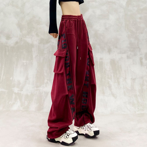 帅气褶纹字母印花休闲工装裤女