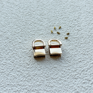 DIY包包五金配件包扣侧边扣挂耳箱包侧耳拧螺丝挂扣D扣夹子扣