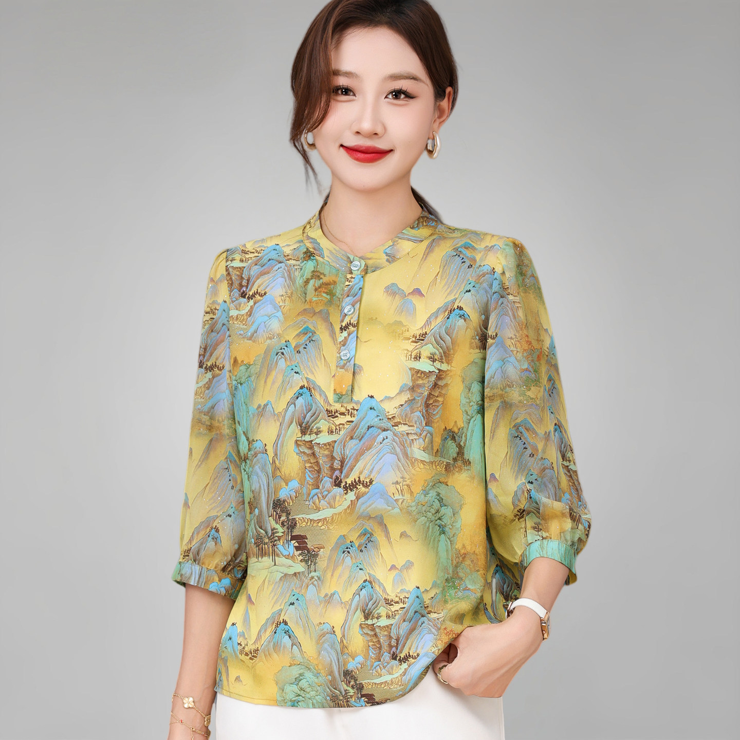 女士衬衫中袖2026夏季新款碎花上衣立领七分袖雪纺衫洋气妈妈衬衣