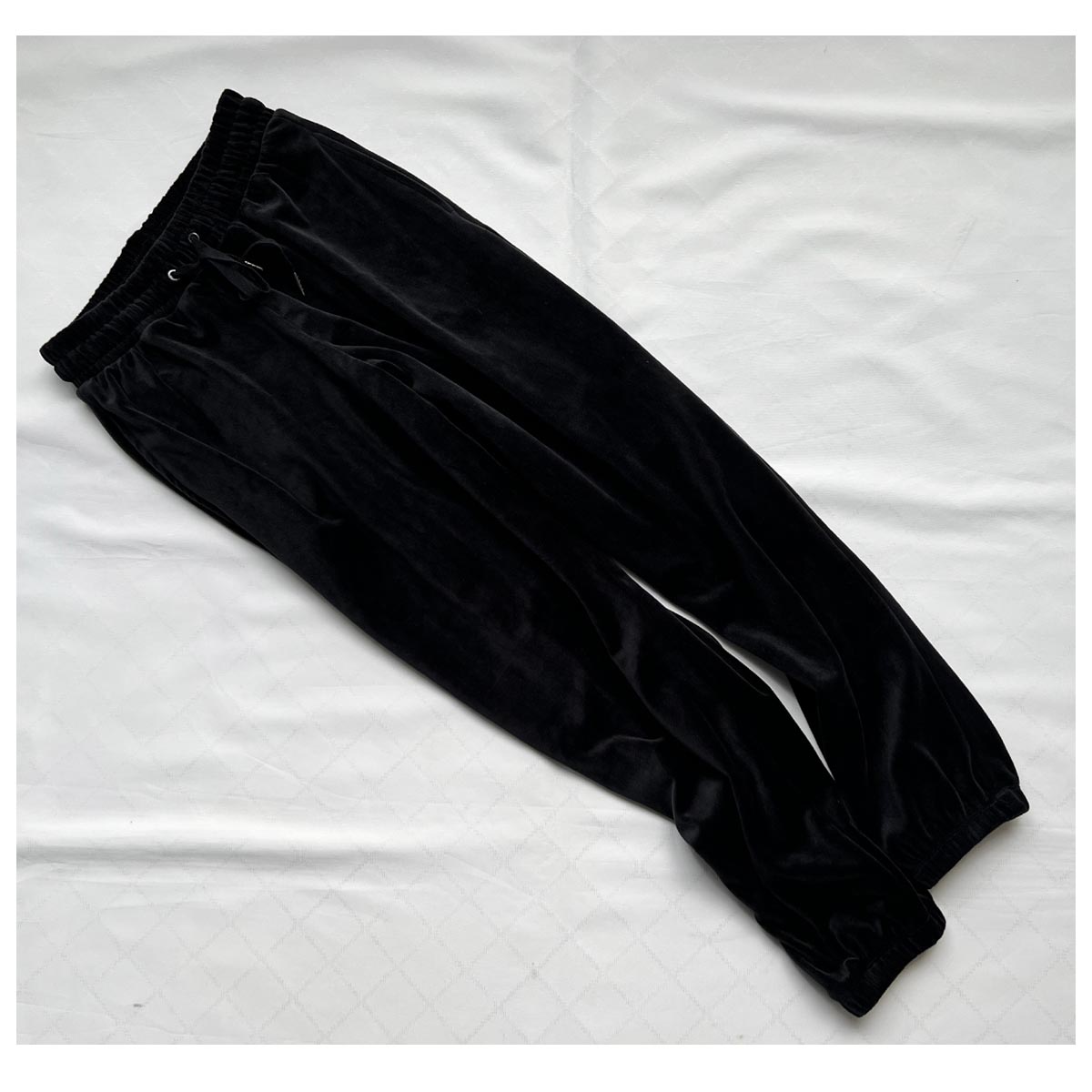 2022春装新款欧美21丝绒纯色女式收口中腰运动休闲长裤哈伦裤黑色