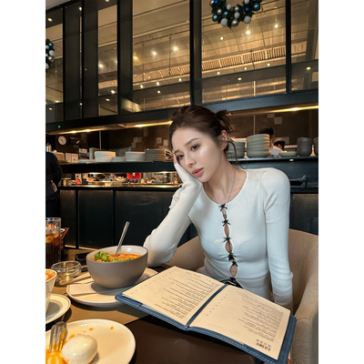 NanaByNana【反叛甜心】甜辣小众镂空针织衫女秋冬修身长袖打底