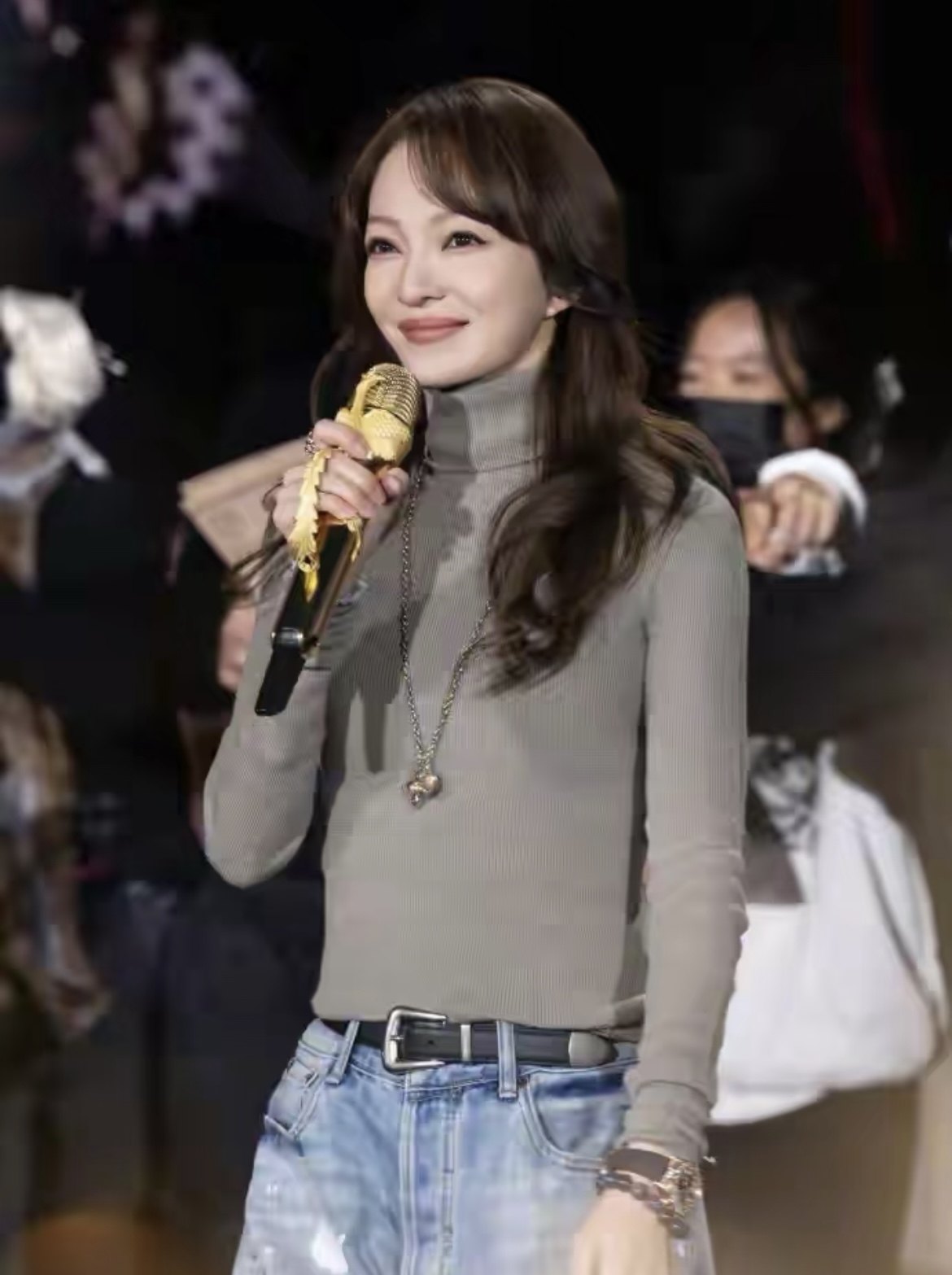 演唱会张韶涵同款灰色高领套头针织衫毛衣长袖修身显瘦打底衫上衣