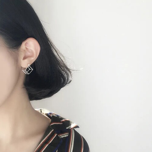 s925立方体镂空个性创意学生耳环