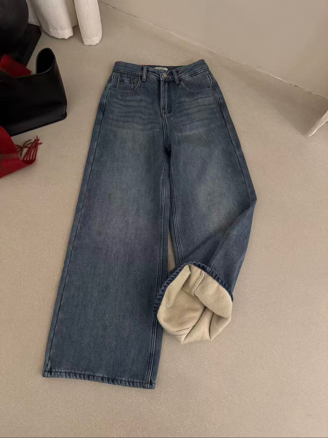 Leaves复合绒高腰显瘦直筒牛仔裤女新款百搭宽松阔腿保暖厚长裤子