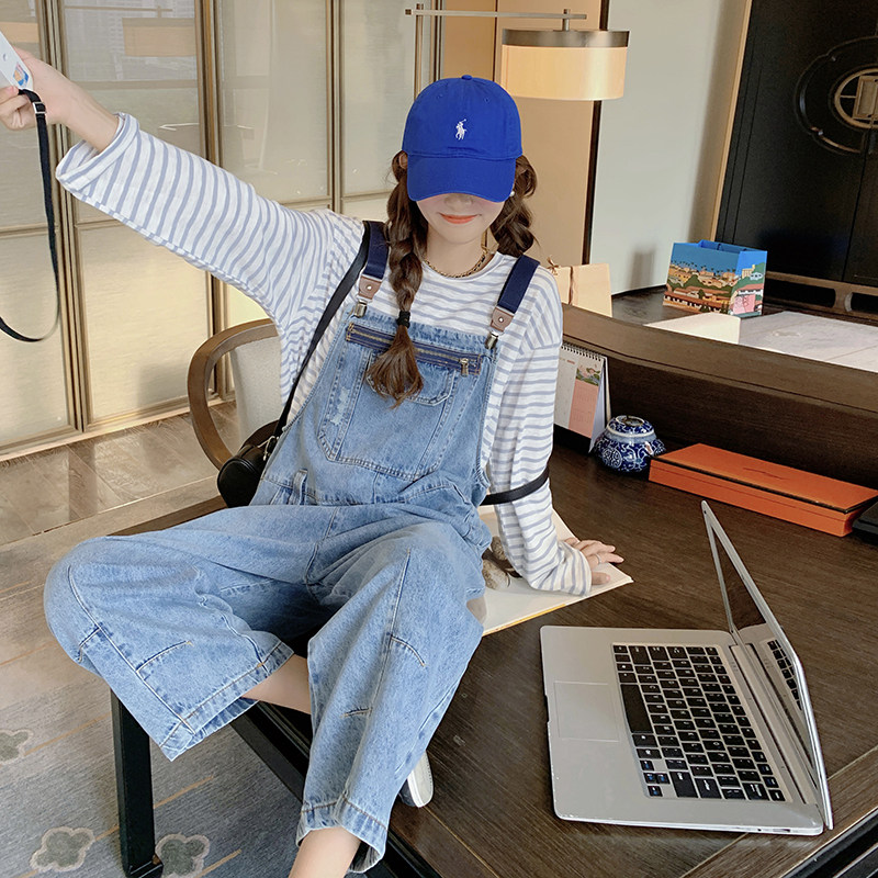 新款18号出货，牛仔背带裤151-1239-P105-K158,条纹套装P145-K218，女装牛仔裤，淑塔可可