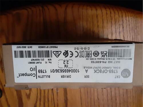 议价1769-OF8CK  1769OF8CK 输模块