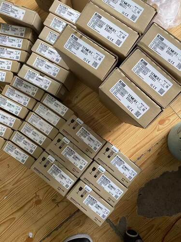 议价R38B，R04ENCPU，RJ71EN71，RX42C4，R60AD8-GR系列模块