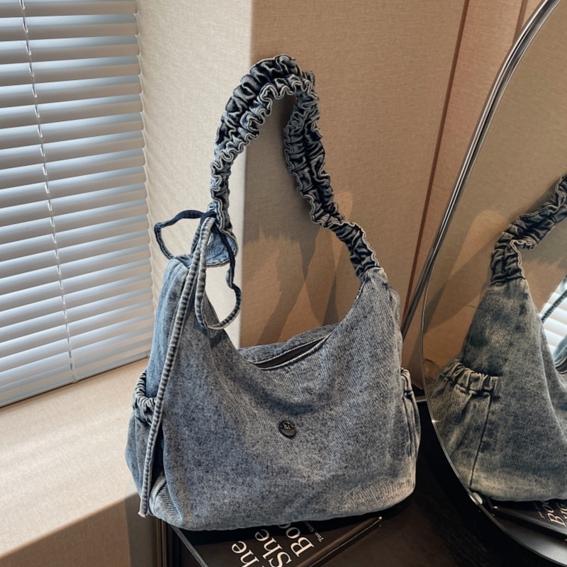 2025新款日韩风格牛仔布饺子包女百搭轻便单肩斜挎包休简约托特包
