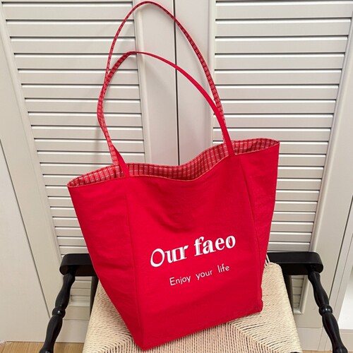 韩系ins慵懒风双面背尼龙布包包女2026新款大容量字母单肩托特包