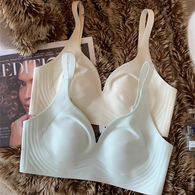 无痕云朵内衣女薄款大胸显小