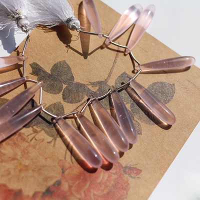 印度进口天然粉色石英石光面细长水滴DIY手工半成品串珠子散珠