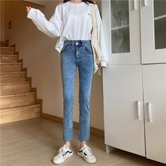 Korean version of slim fitting high waist retro Capris jeans