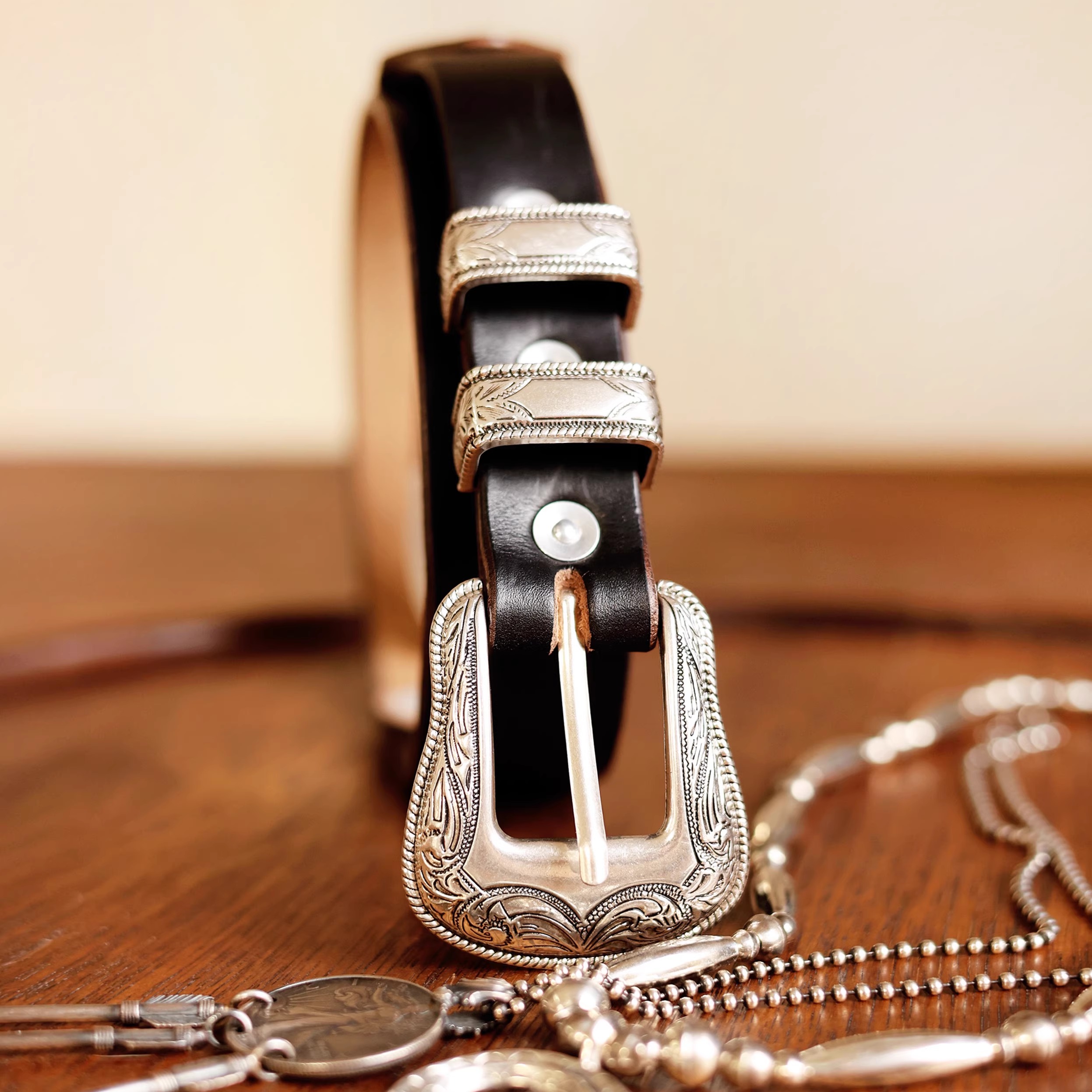 西部牛仔唐草雕刻花纹复古皮带男