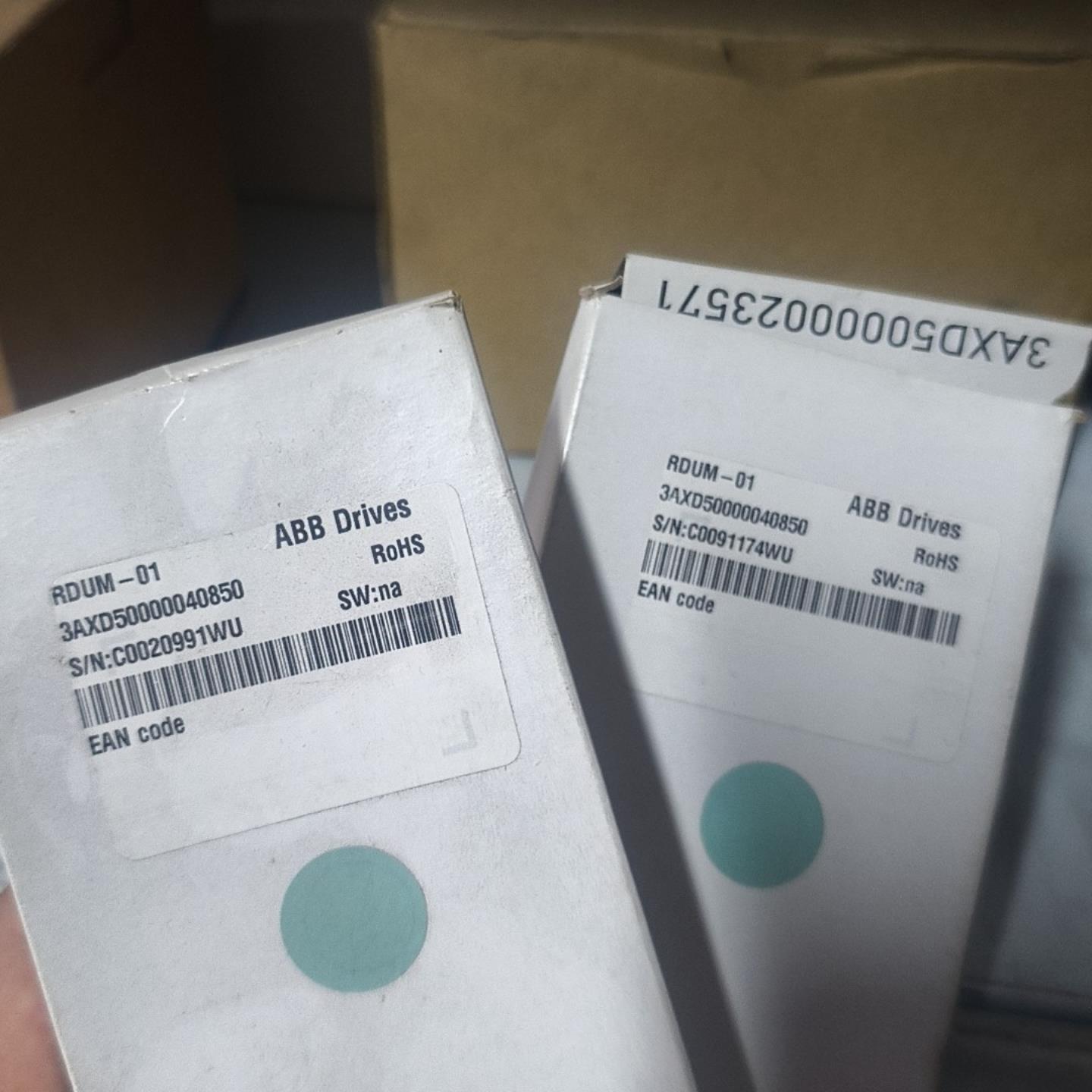 【请询价】全新ABB RDUM-01转换盖板型号3AXD500000