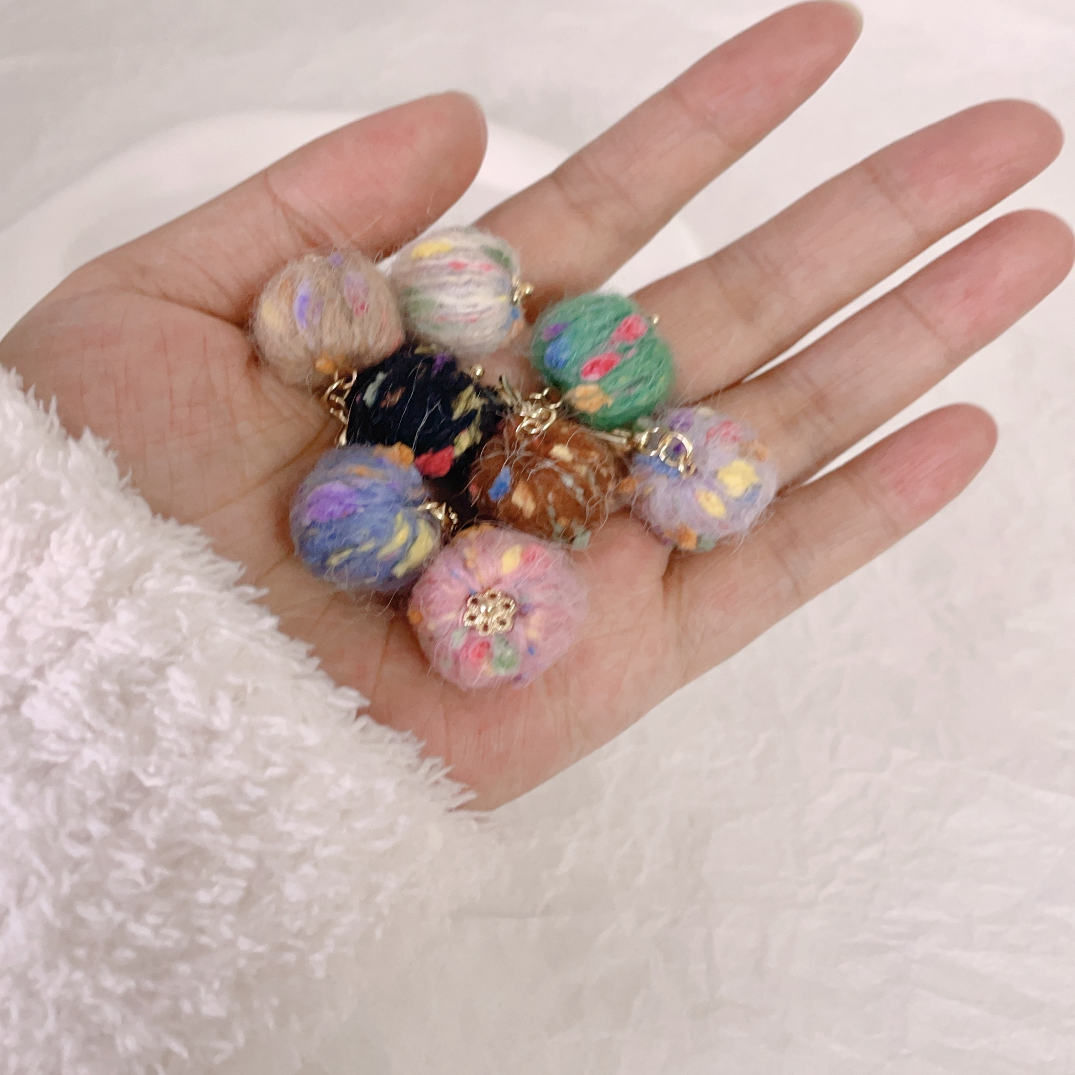 原创手作14k保色毛毡彩球拉链扣