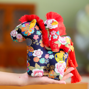 国风马年吉祥物公仔花布小马挂件布艺玩偶毛绒玩具年会礼品可定制